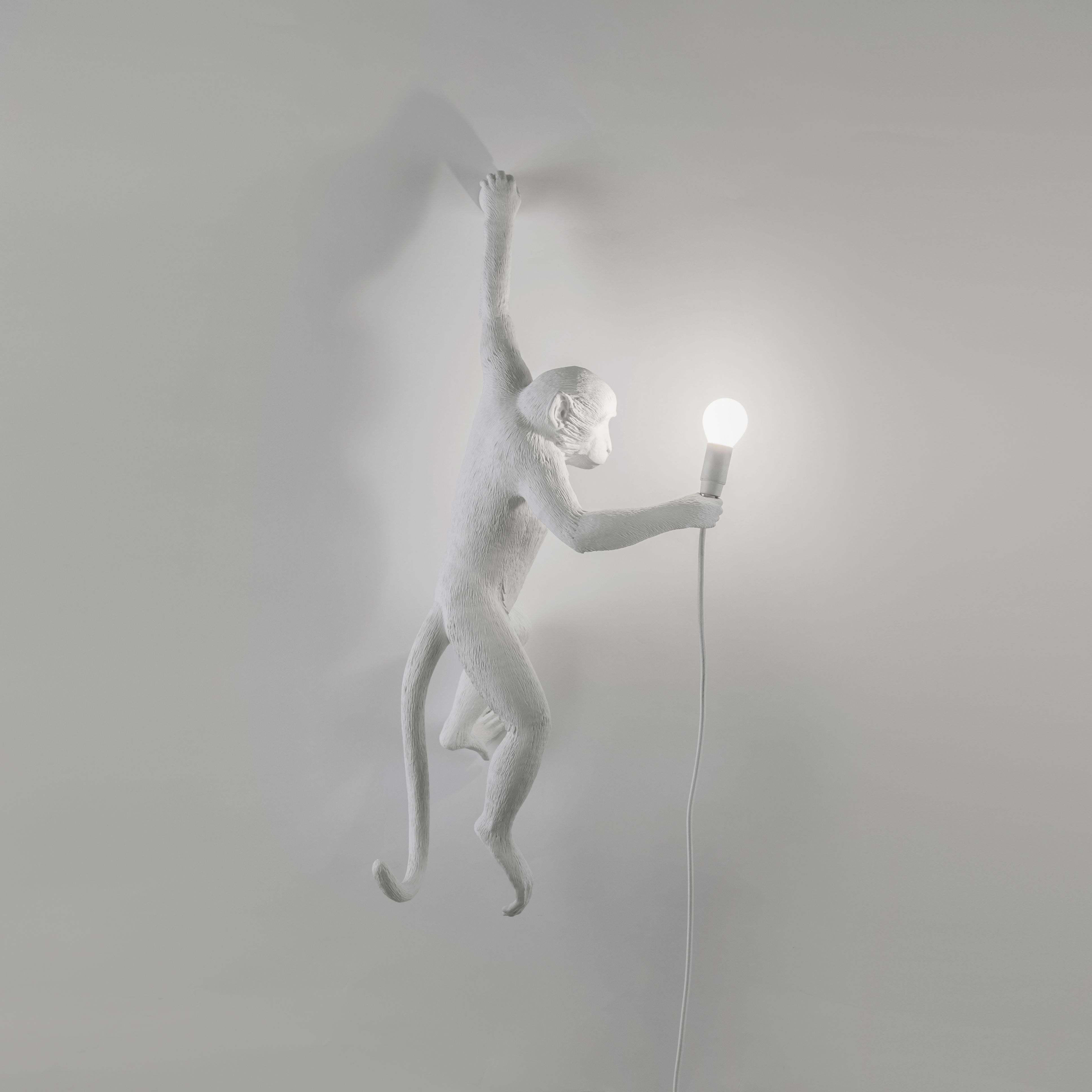 Seletti Monkey Indoor Lamp White, hængende venstre hånd