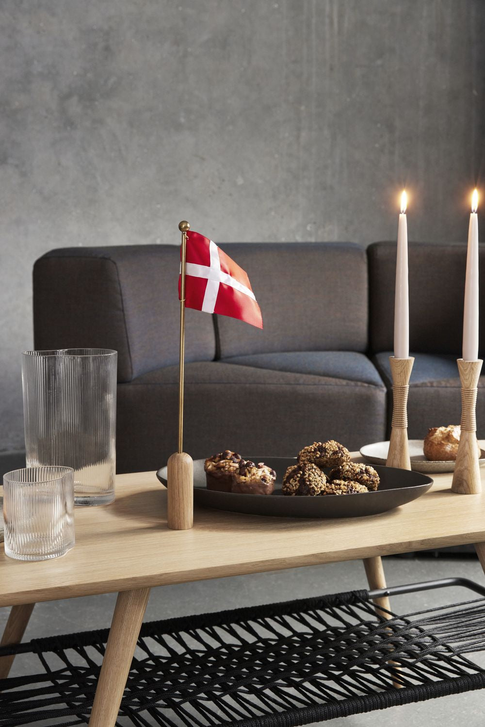 Andersen Furniture Fira bordsflagga Dannebrog H40 cm