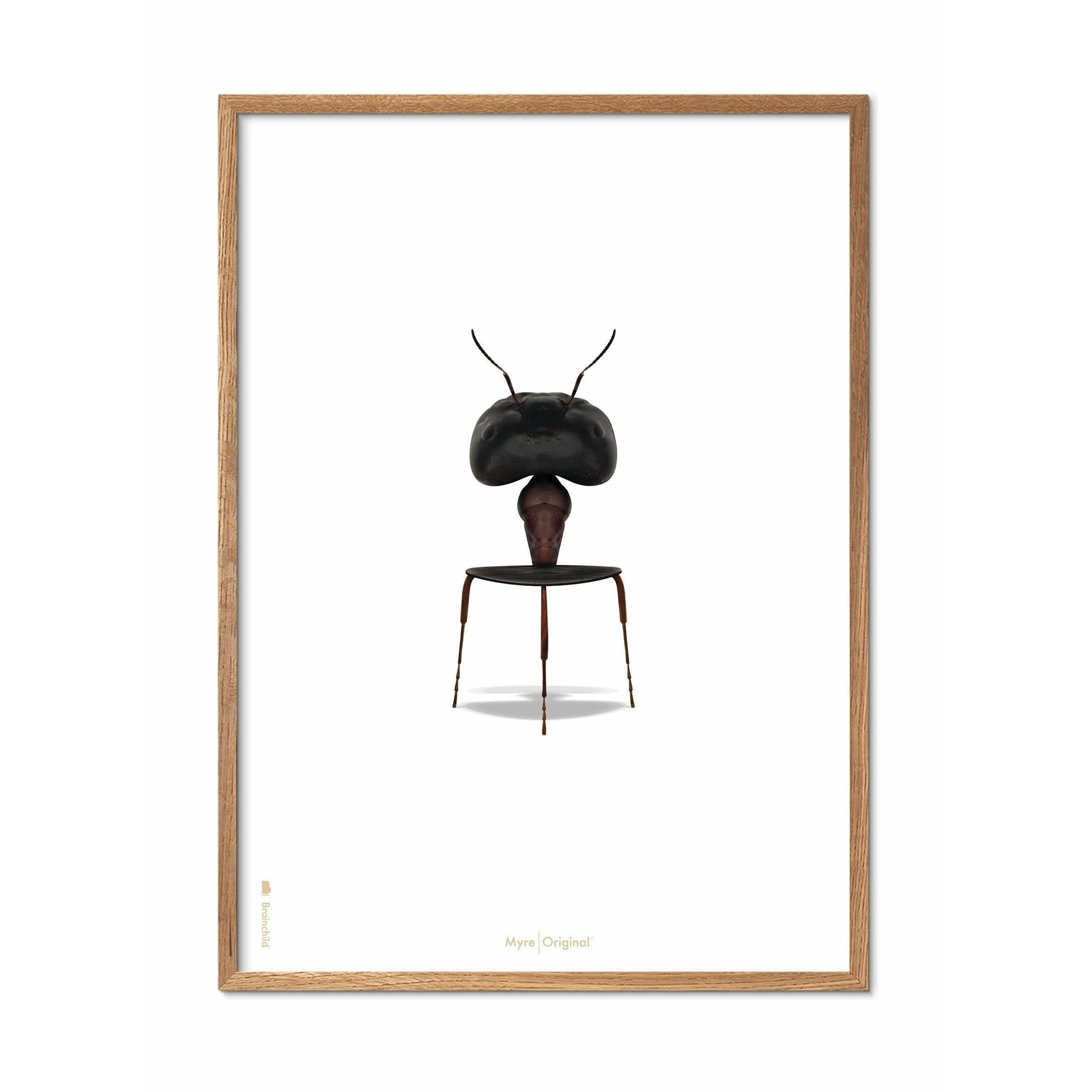Brainchild Ant klassisk affisch, ram i lätt trä 30x40 cm, vit bakgrund