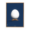 Brainchild Egg Classic Affisch, ram i lätt trä 30x40 cm, mörkblå bakgrund