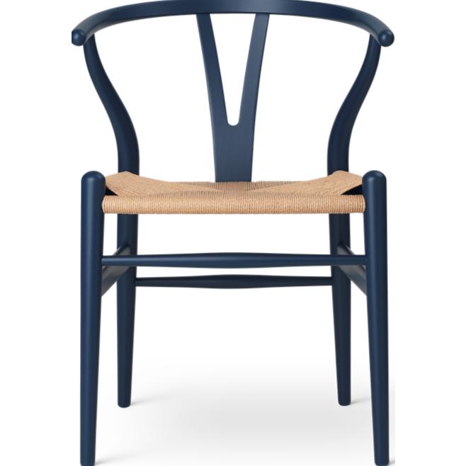 Carl Hansen CH24 Y-Chair Special Edition Beech, Soft Blue