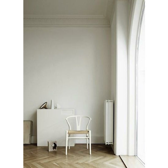 Carl Hansen CH24 Y-Chair Special Edition, Beech, Soft White
