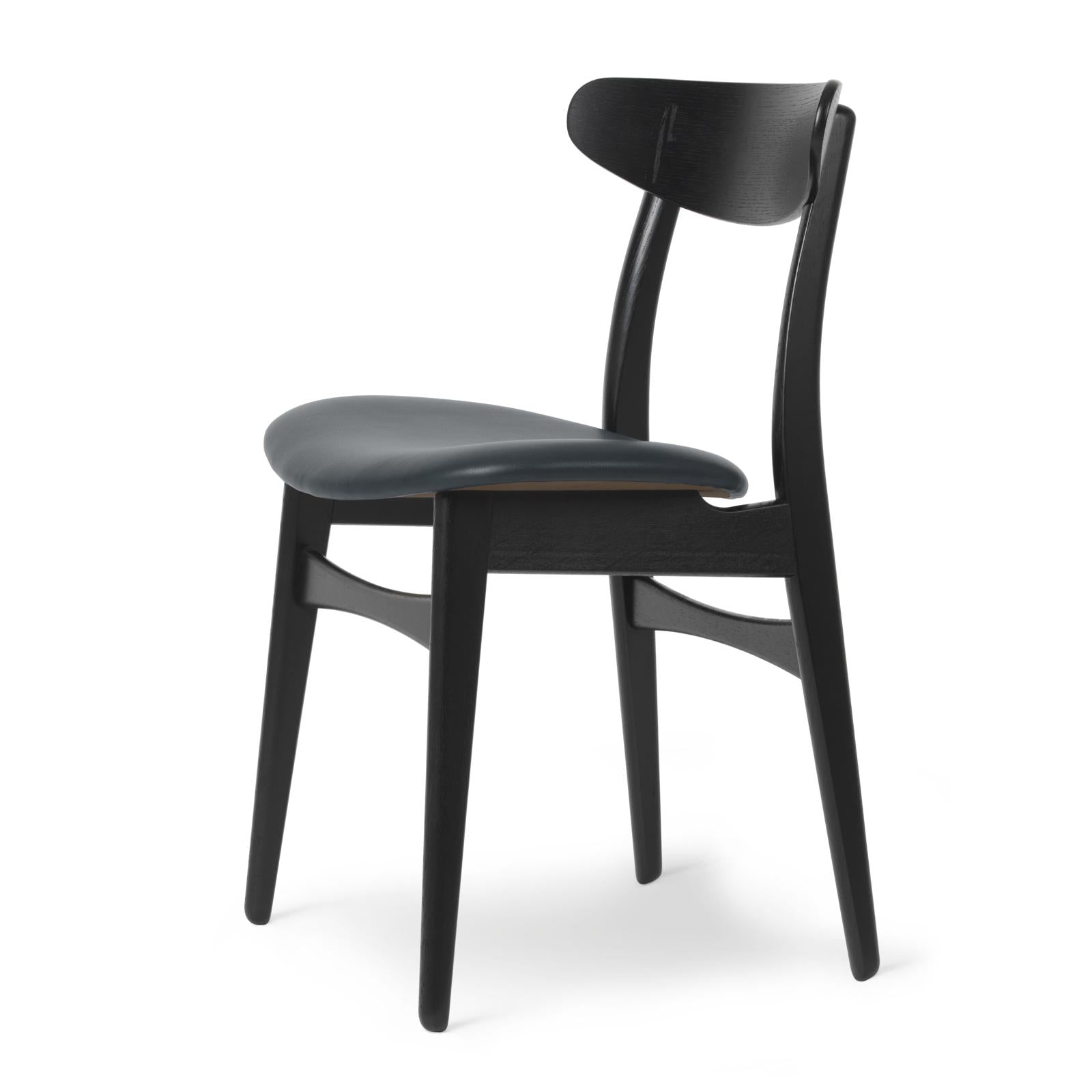 Carl Hansen CH30P -stol, svartmålad ek, mörkblå läder