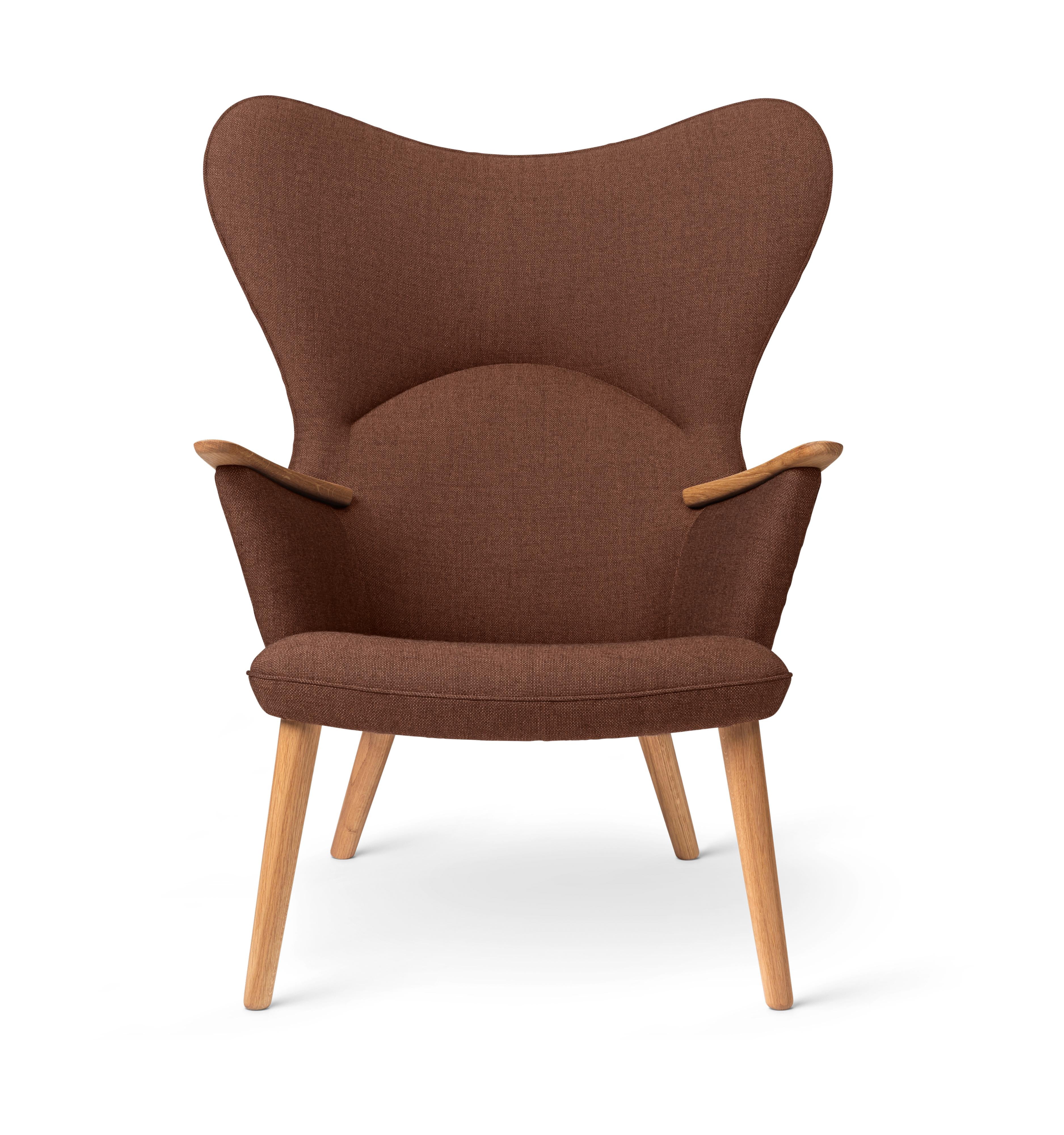 Carl Hansen CH78 Mama Bear Lounge Chair, Oiled Oak/Passion 7101