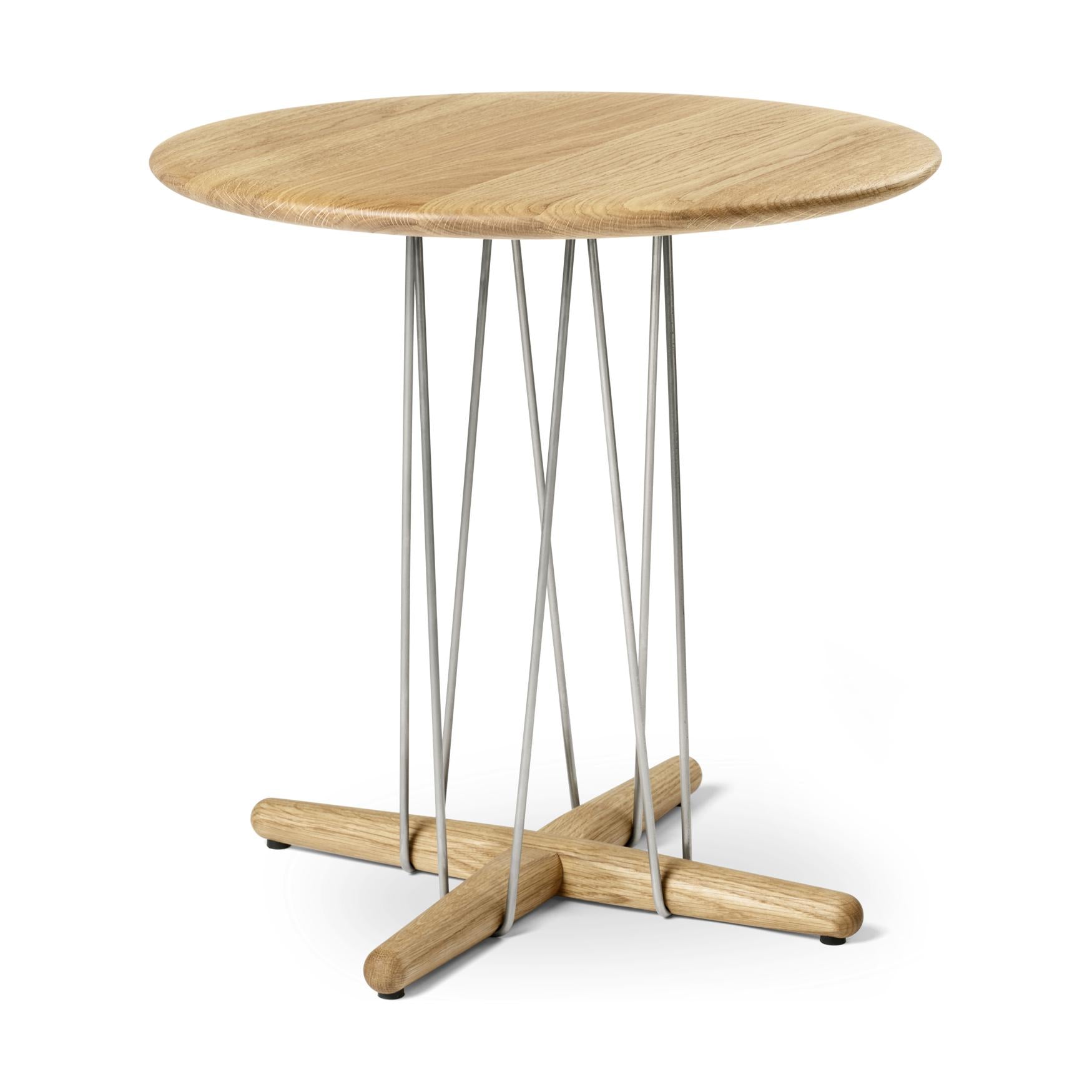 Carl Hansen E021 Embrace Lounge Table, oljad ek, Ø 48 cm