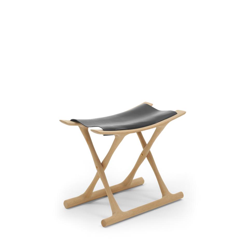 Carl Hansen Egyptisk stol, oljat ek/ svart läder
