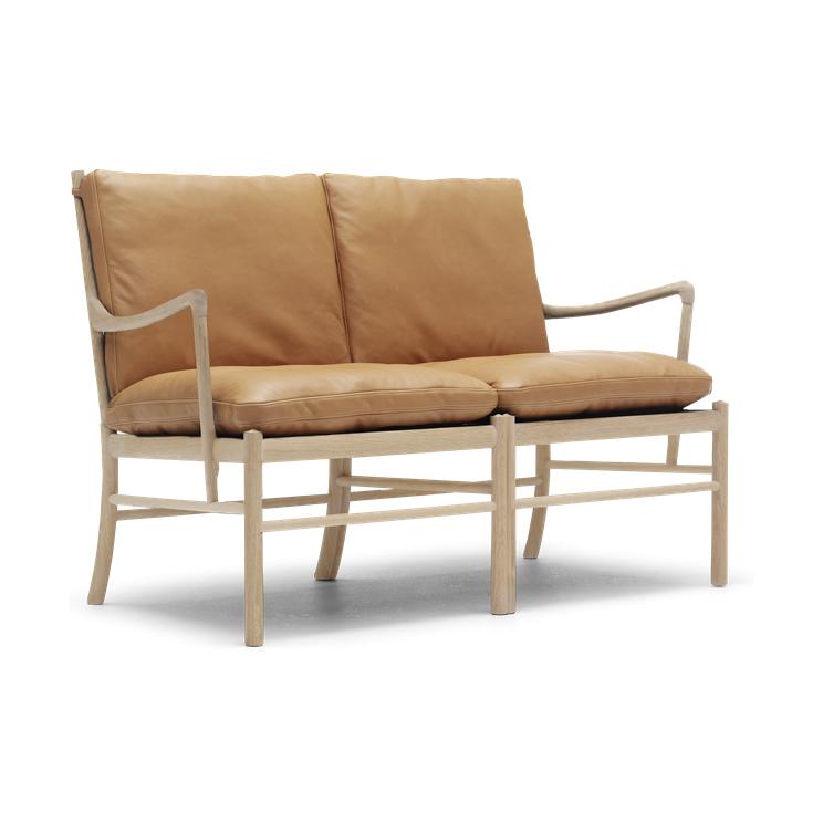 Carl Hansen OW149-2 kolonial soffa, vit oljad ek/ ljusbrunt läder