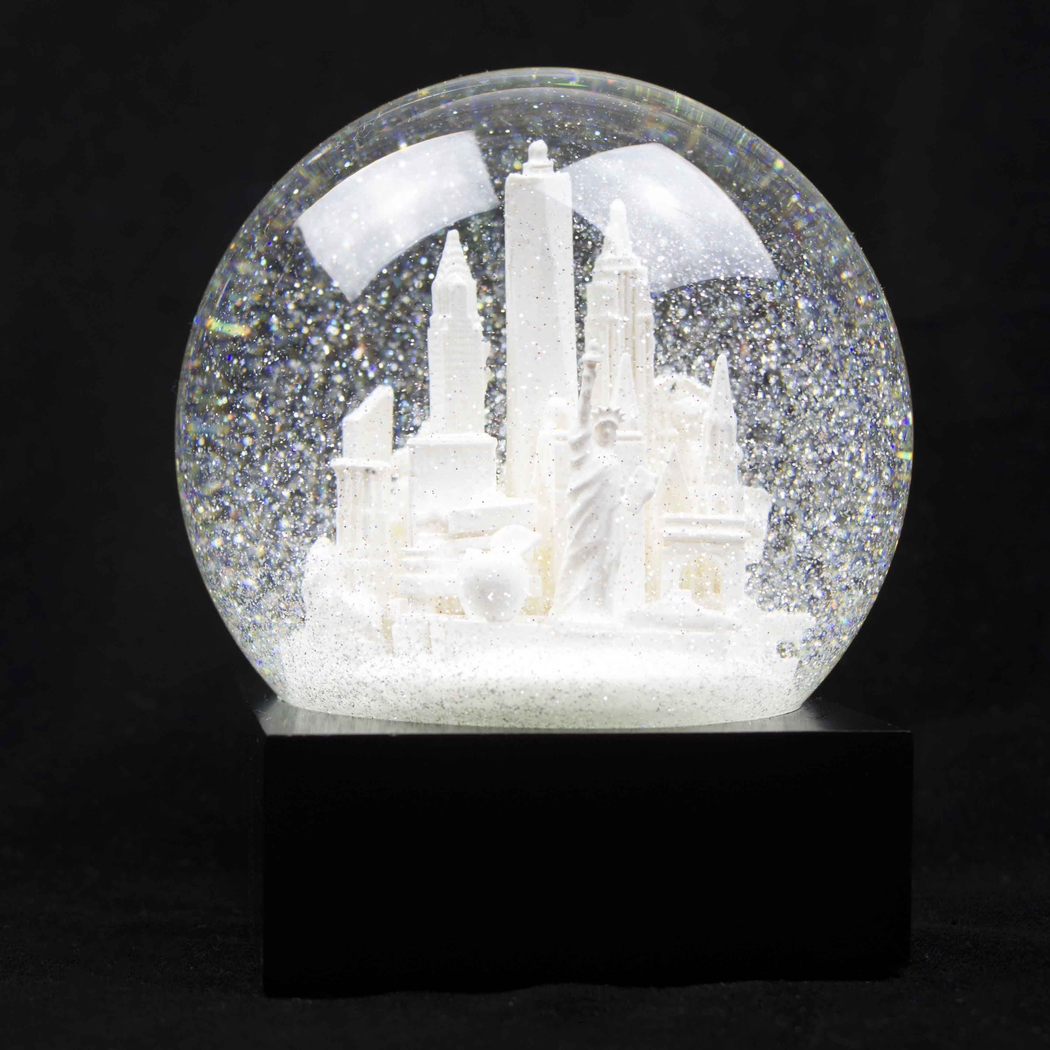 Cool Snow Globes NYC Hvid Snekugle