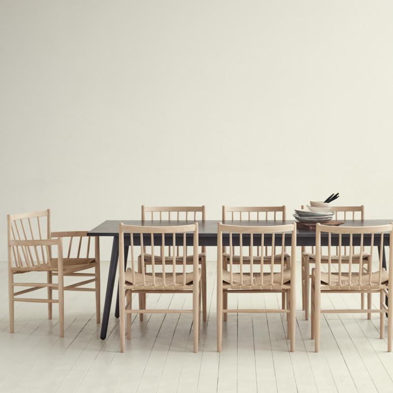 FDB Møbler J81 Spisebordsstol Med Armlæn, Sort Bøg, Naturflet