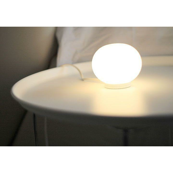 FLOS Mini Glo-Ball bordslampa med Abrewer