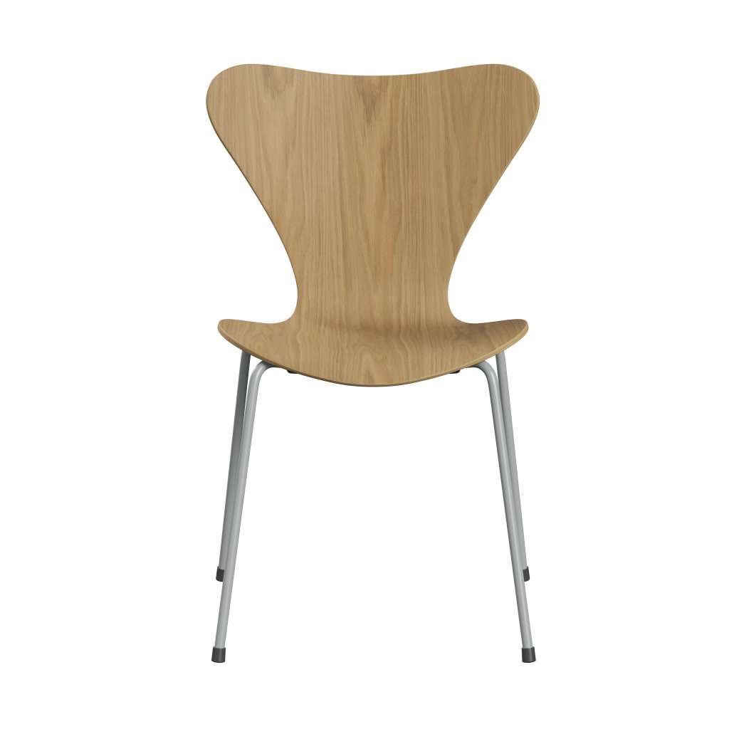Fritz Hansen 3107 Shell Chair, Nine Grey/Oak Lacquered Veneer