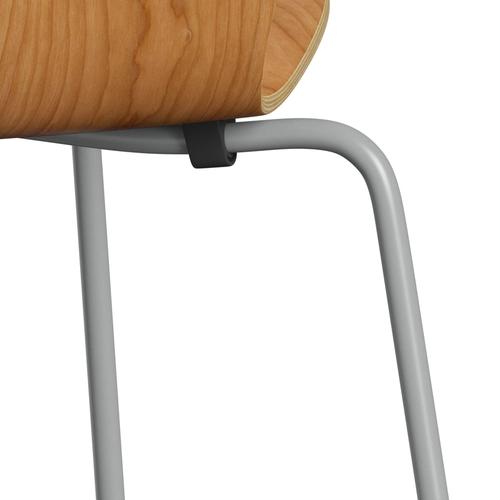 Fritz Hansen 3107 Shell Chair, Nine Grey/Cherry Lackered Veneer