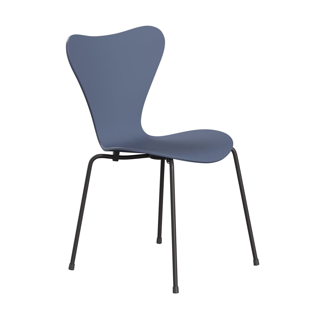 Fritz Hansen 3107 Shell Chair, Warm Graphite/Colored Ask Dusk Blue