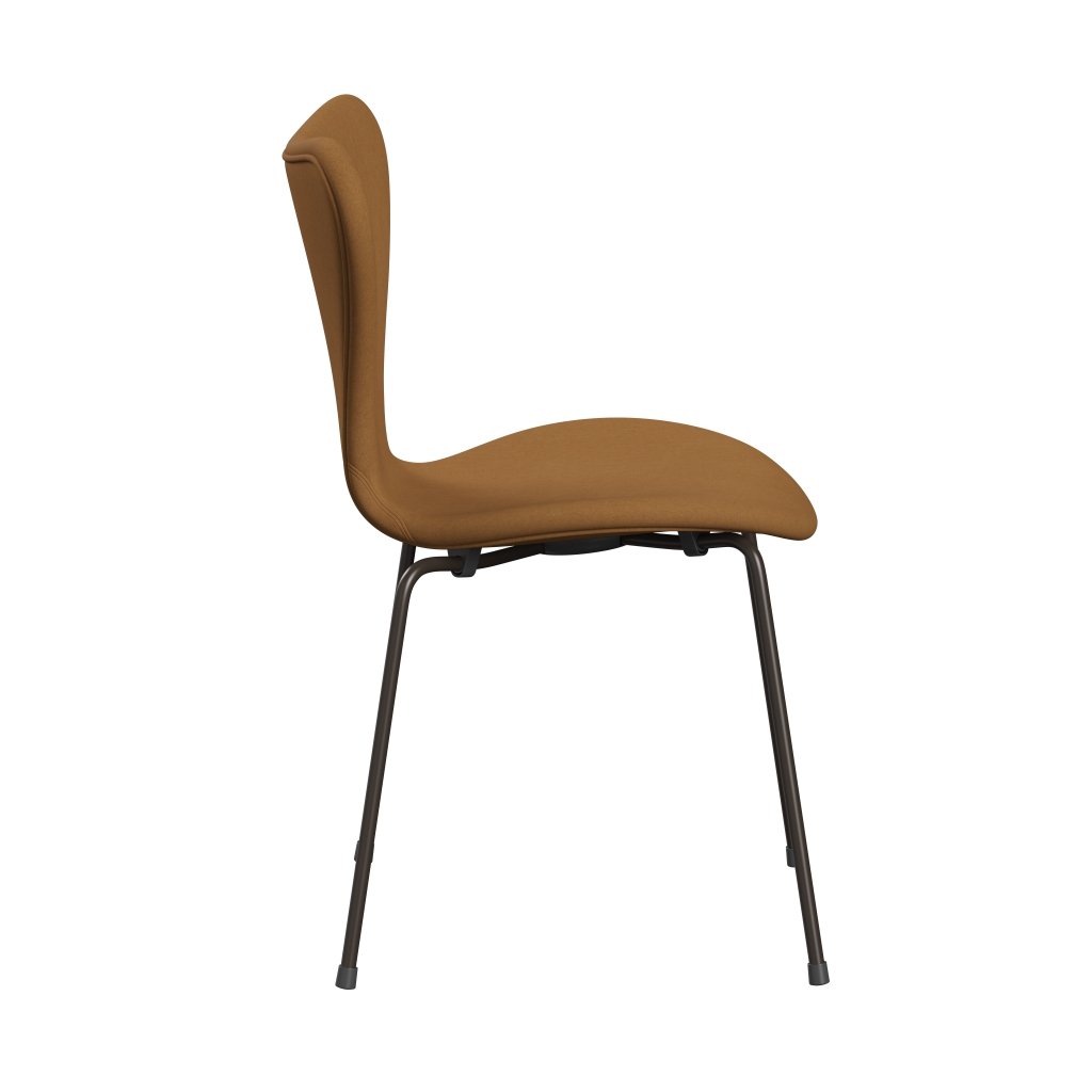 Fritz Hansen 3107 stol helt vadderad, brun brons/komfort beige (C09084)