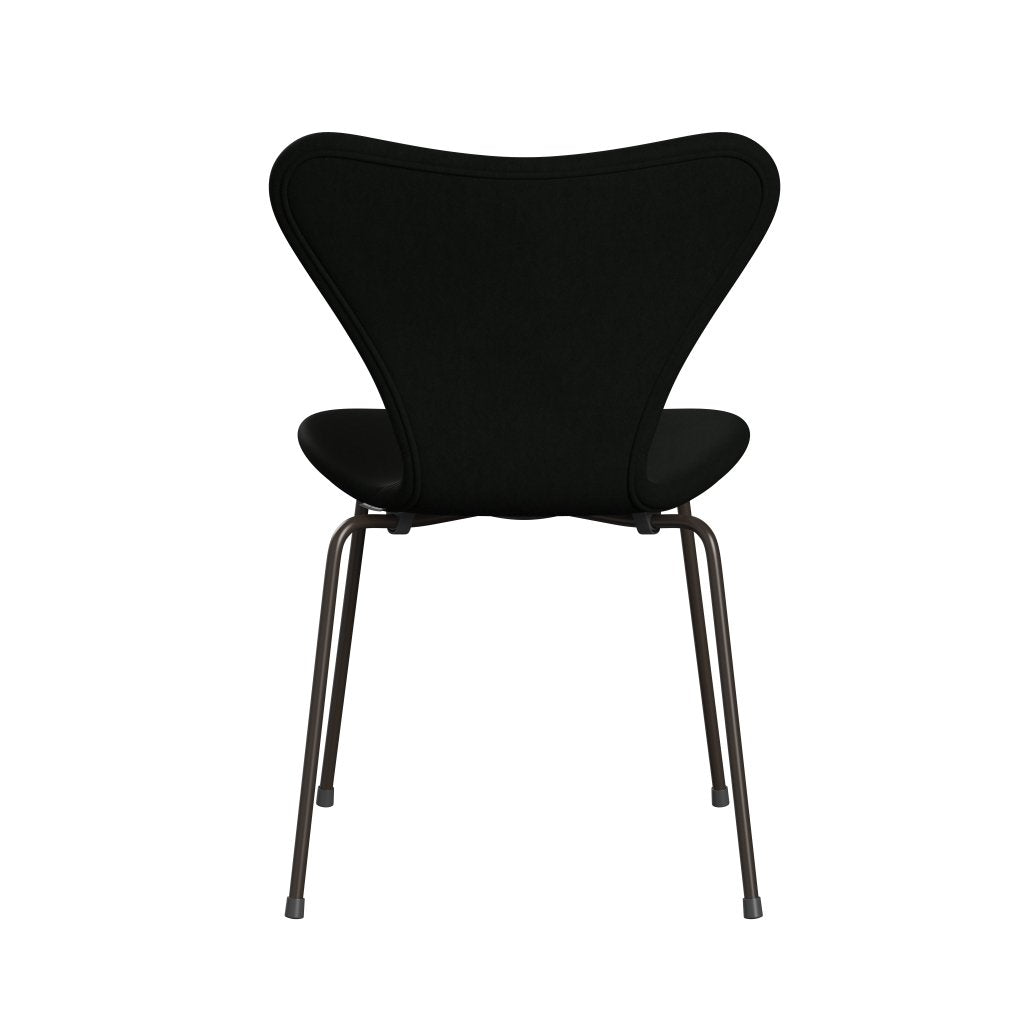 Fritz Hansen 3107 stol helt vadderad, brun brons/komfort svart (C60009)