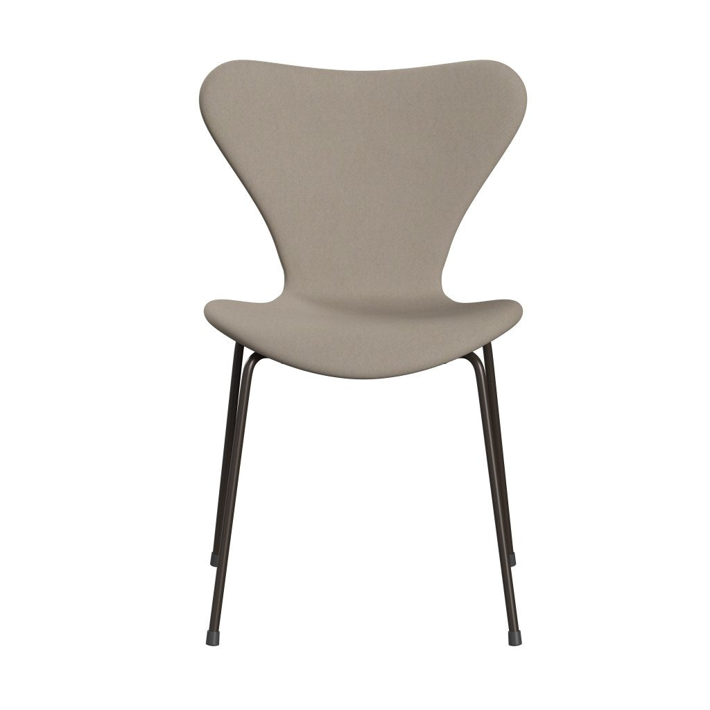 Fritz Hansen 3107 stol helt vadderad, brun brons/komfort vit grå