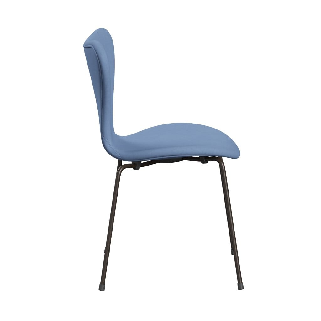 Fritz Hansen 3107 stol helt vadderad, brun brons/komfort vit/blå
