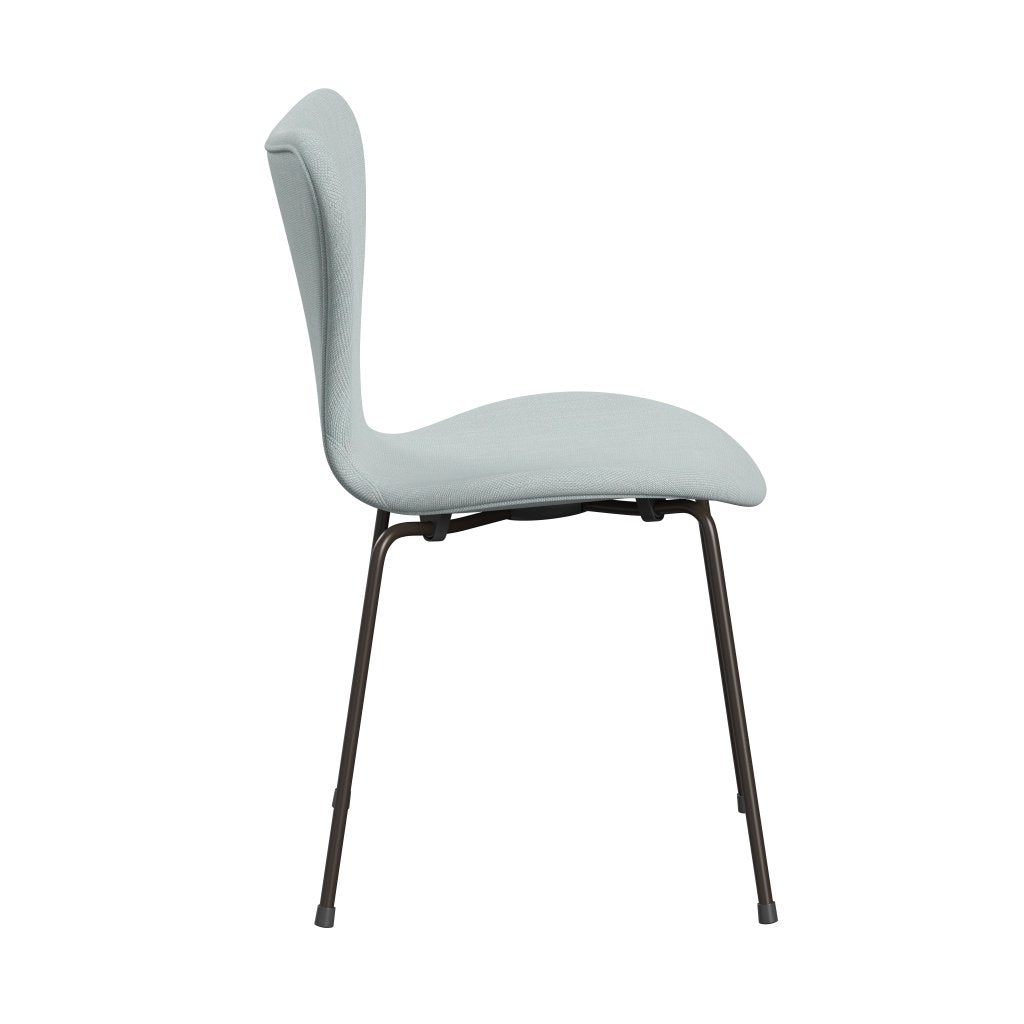 Fritz Hansen 3107 Stol Fuldpolstret, Brown Bronze/Sunniva 2 White/Light Blue