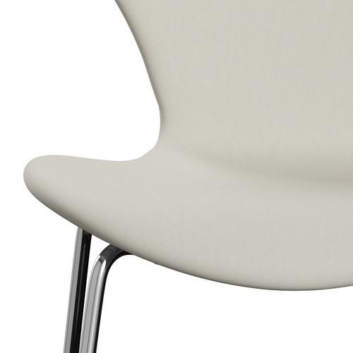 Fritz Hansen 3107 stol helt vadderad, kromad stål/komfort ljusgrå