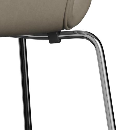 Fritz Hansen 3107 stol helt vadderad, kromad stål/essentiell ljusgrå