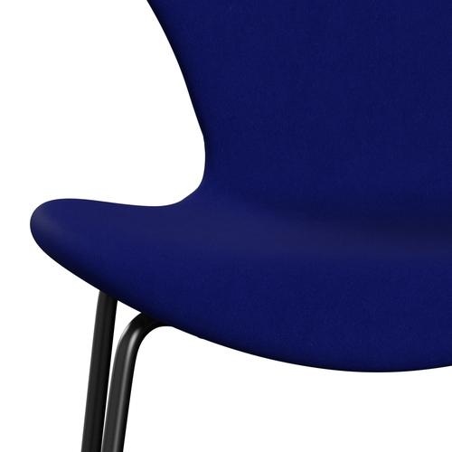 Fritz Hansen 3107 stol helt vadderad, svart/komfortblå (C66008)