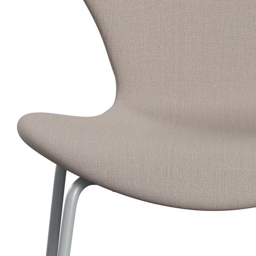 Fritz Hansen 3107 Stol helt vadderad, silvergrå/kristen. Ljus beige