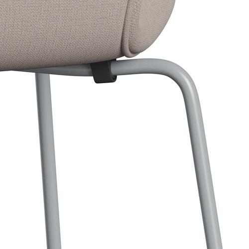 Fritz Hansen 3107 Stol helt vadderad, silvergrå/kristen. Ljus beige