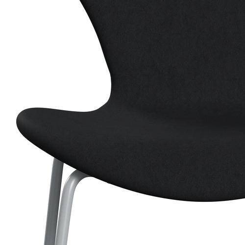 Fritz Hansen 3107 stol helt vadderad, silvergrå/komfort svart/grå