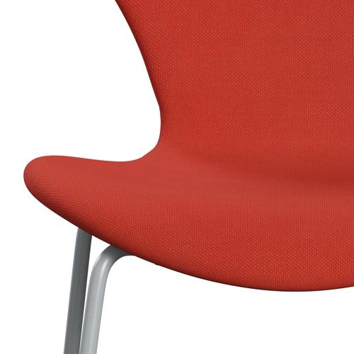 Fritz Hansen 3107 stol helt vadderad, silvergrå/stålcut hög röd