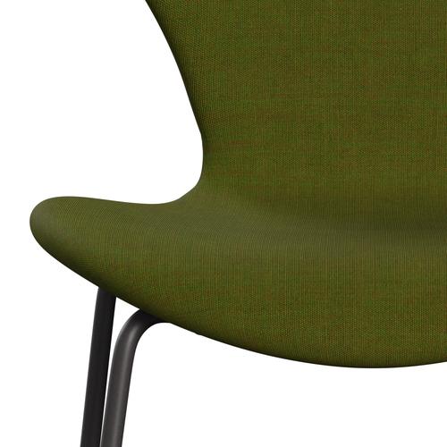 Fritz Hansen 3107 stol helt vadderad, varm grafit/duk ljusgräsgrön