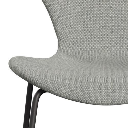 Fritz Hansen 3107 stol helt vadderad, varm grafit/hallingdal vit/grå