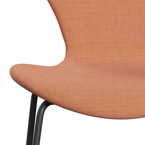 Fritz Hansen 3107 stol helt vadderad, varm grafit/remix dammig orange