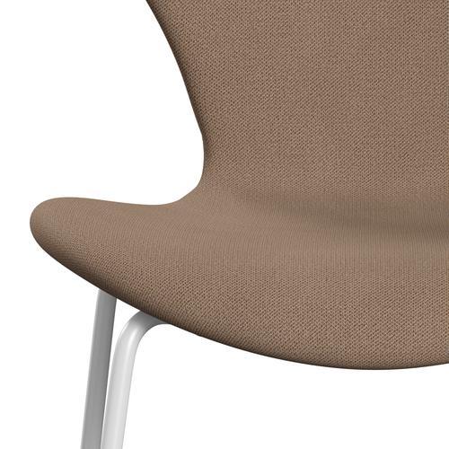 Fritz Hansen 3107 Stol Fuldpolstret, Hvid/Capture Sand/Brown