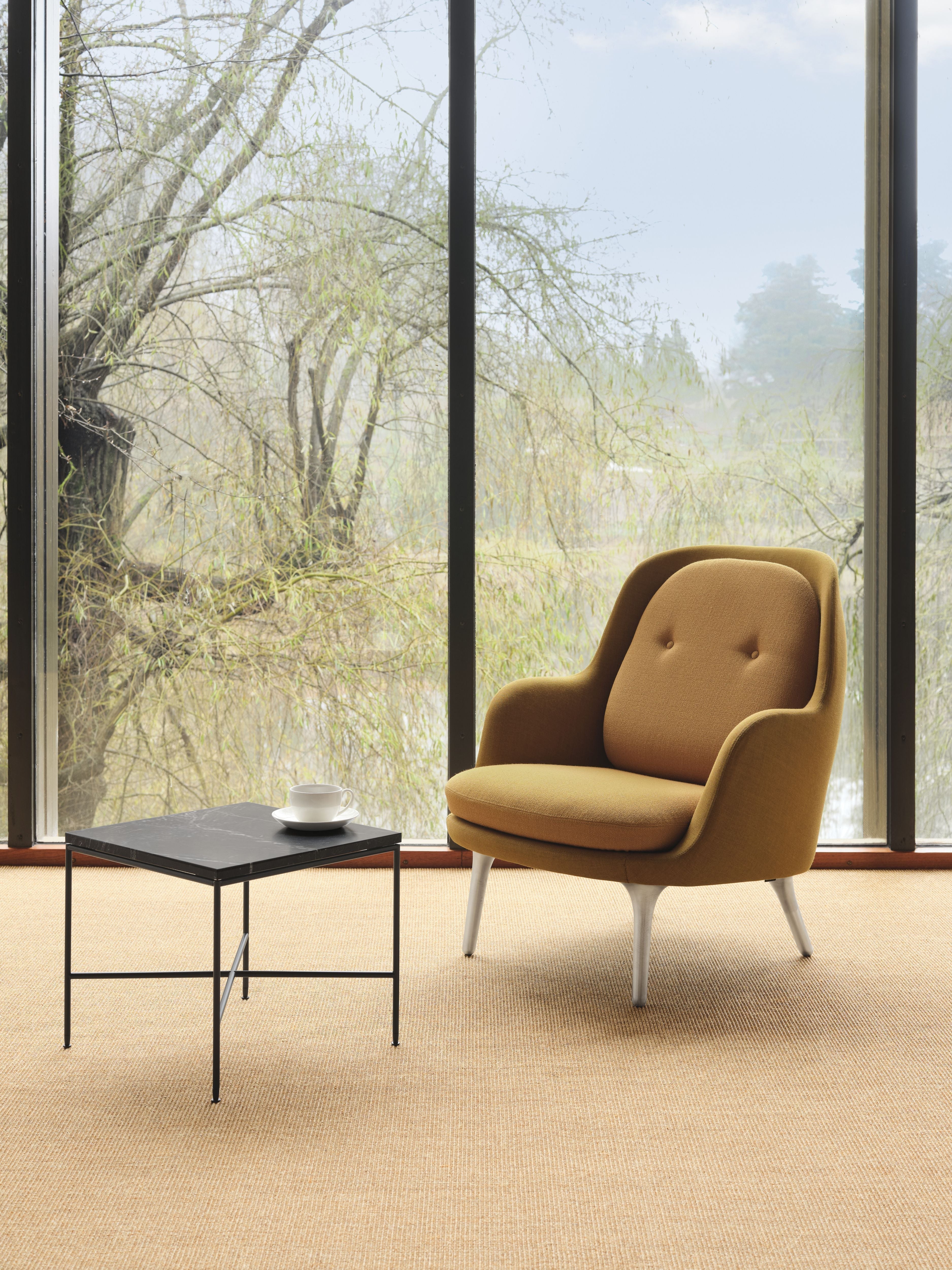 Fritz Hansen Gratis lounge stol aluminium, bränd gul