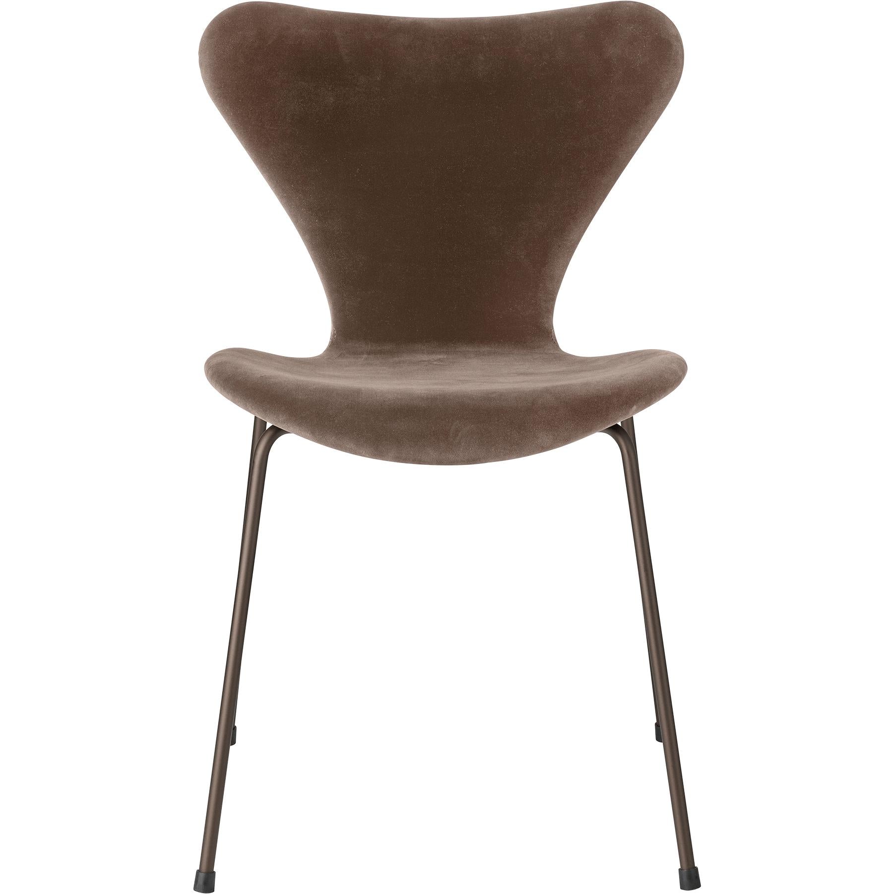 Fritz Hansen Serie 7 -stol, velor helt vadderad, gråbrun