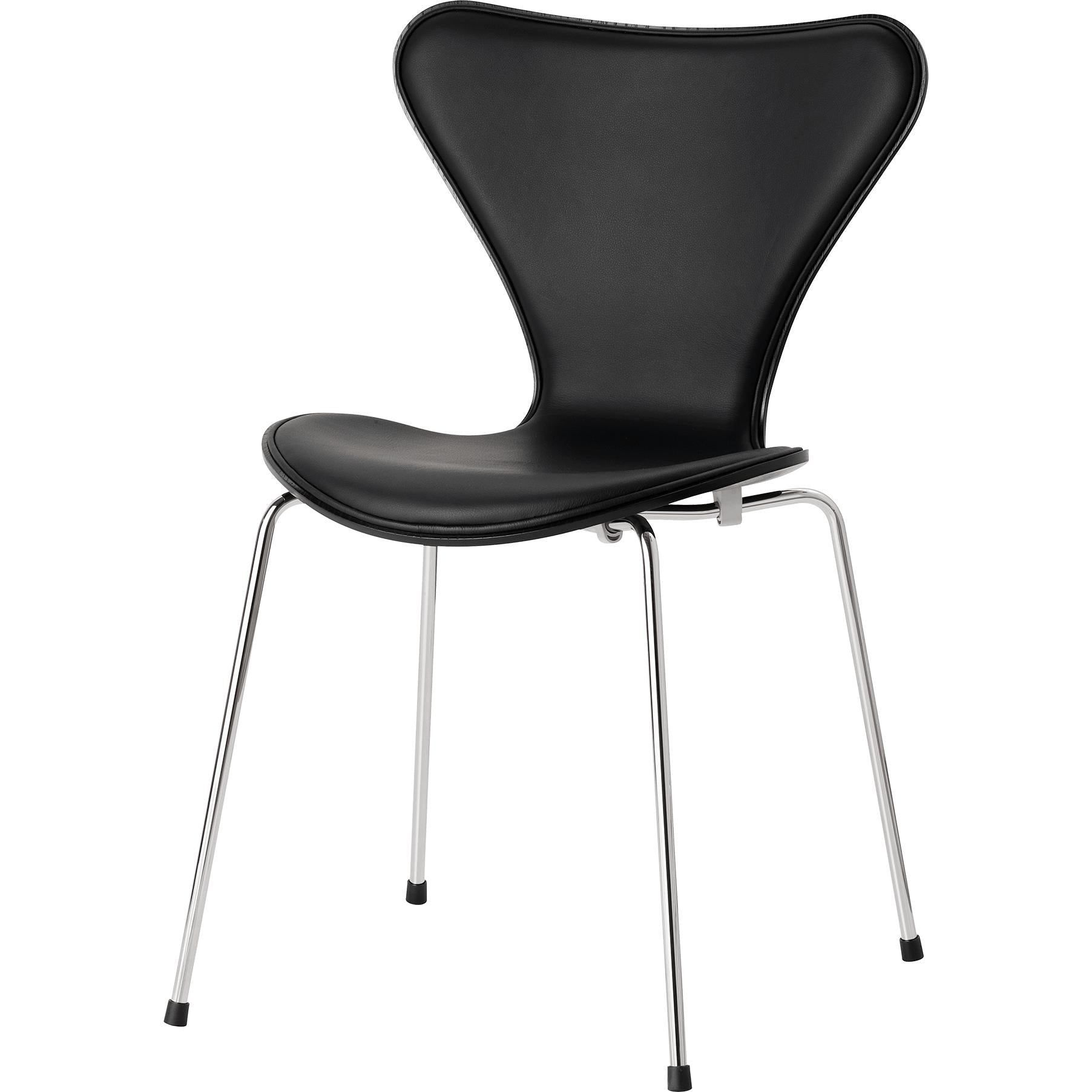 Fritz Hansen Serie 7 -stol lackat täckning vadderat läder väsentligt, svart