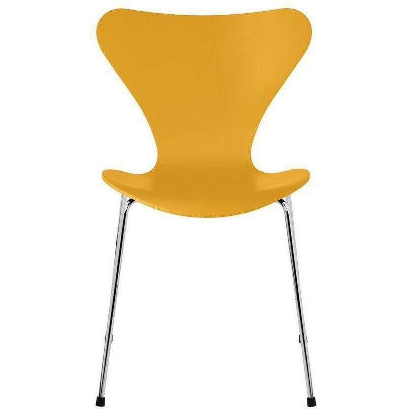 Fritz Hansen Serie 7 -stol lackerad sann gulskalig, kromade stålben