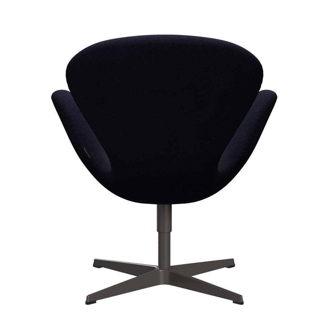 Fritz Hansen Swan Chair, Warm Graphite/Divina MD Dark Marine