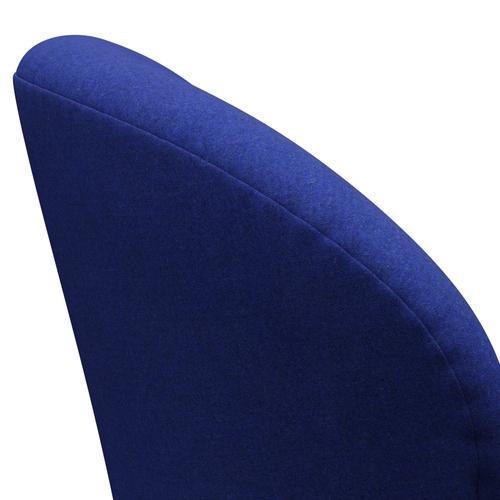 Fritz Hansen Swan Chair, Warm Graphite/Divina Melange Blue (747)