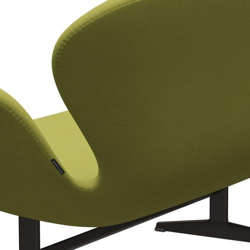 Fritz Hansen Svan soffa 2-personers, brun brons/komfort beige/grön