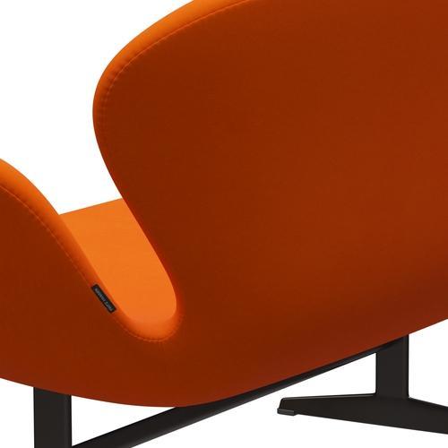 Fritz Hansen Svan soffa 2-personers, brun brons/komfort gul/orange