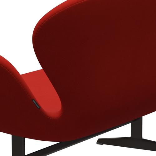 Fritz Hansen Svan soffa 2-personers, brun brons/komfort röd (00026)