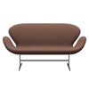 Fritz Hansen Svan soffa 2-sits, satin polerad aluminium/duk kastanj brun