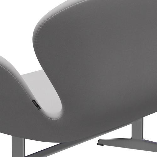 Fritz Hansen Svan soffa 2-sits, satin polerad aluminium/komfort vit/grå