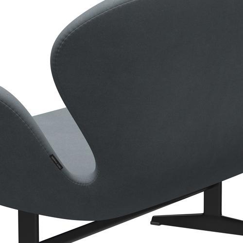 Fritz Hansen Svan soffa 2-sits, svart lackerad/divina ljusgrå