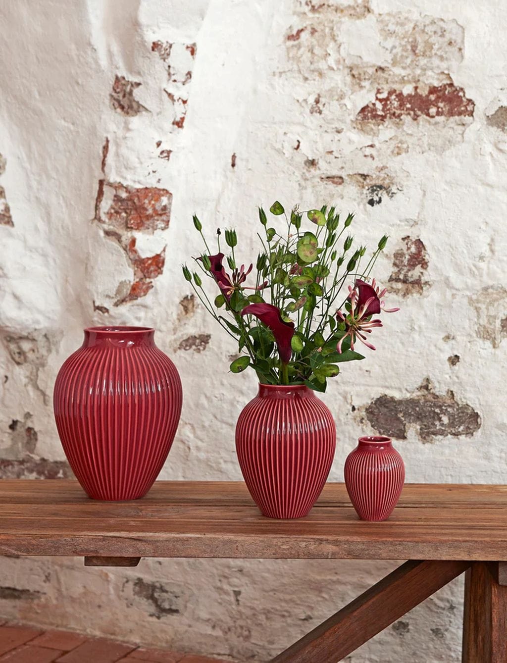 Knabstrup Keramik Vase med Riller H 12,5 cm, Bordeaux
