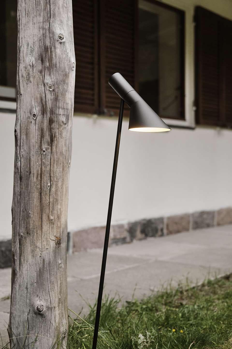 Louis Poulsen AJ Garden Long Bollard Black LED 2700 K 6,5 W, Anchor uden adapter