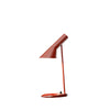 Louis Poulsen AJ bordslampa mini, rostig röd