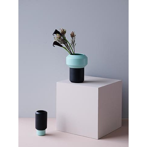 Lucie Kaas Fumario Vase Mint/Sort, 20,5cm