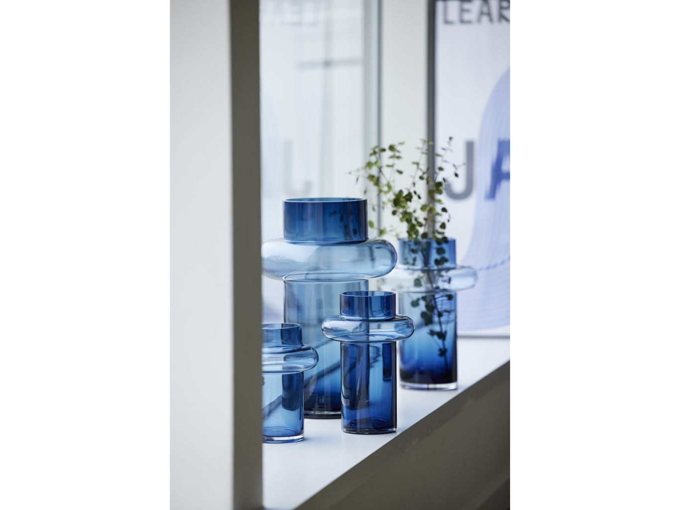 Lyngby Glas Tube Vase H: 30 cm, mörkblå